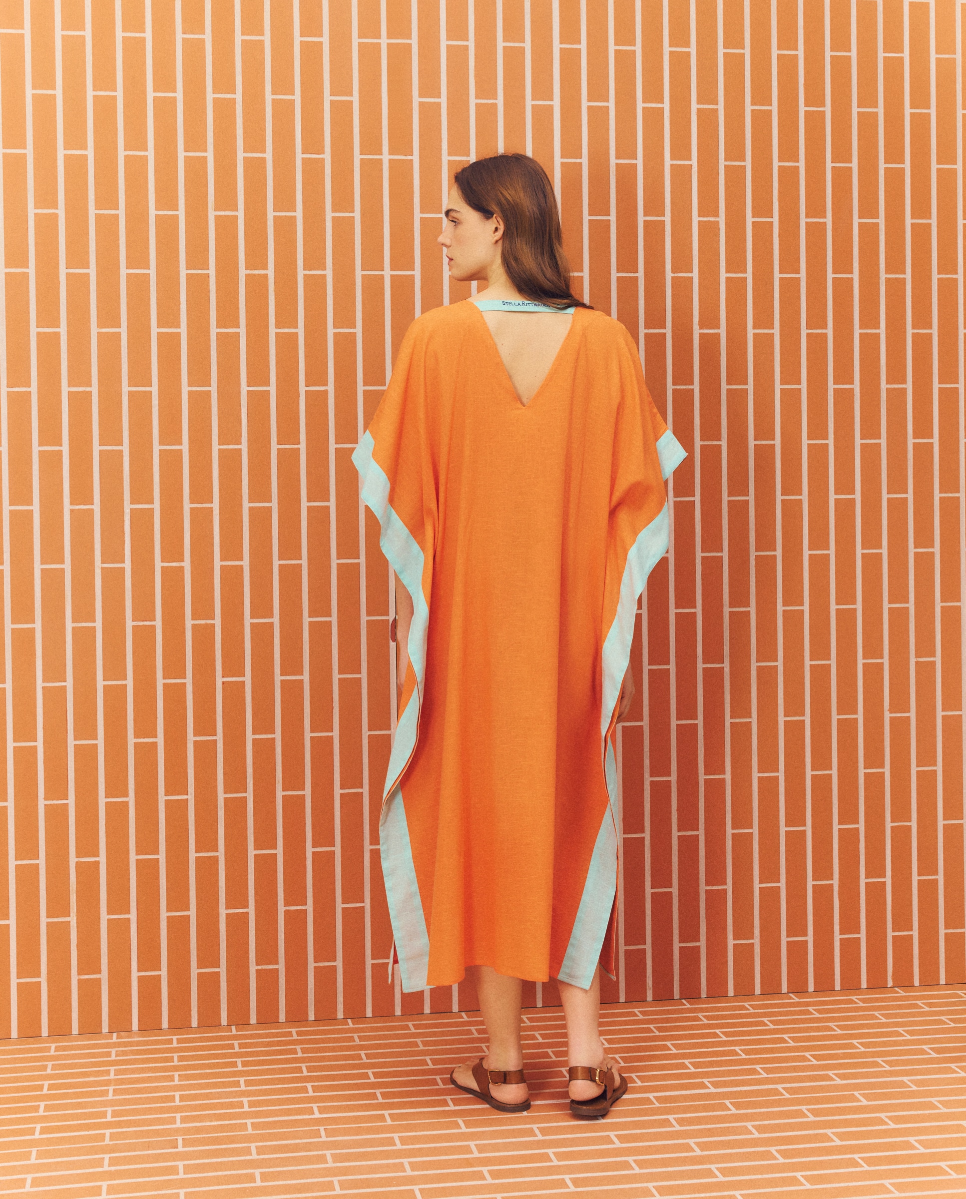 Kaftan Liso com Detalhes de Cavalos-Marinhos Laranja-3