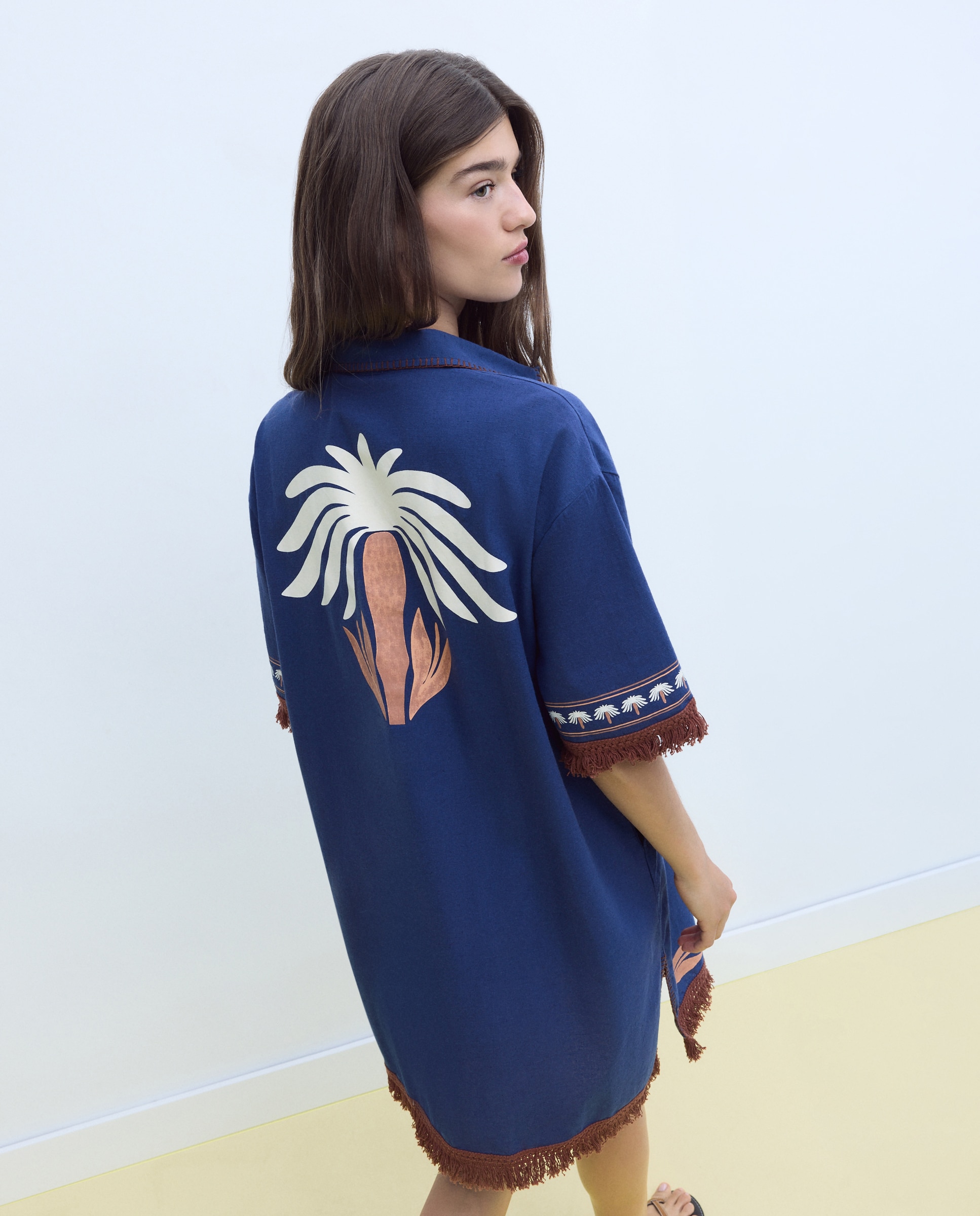 Vestido Camiseiro com Detalhe de Franjas 440 Azulão-3