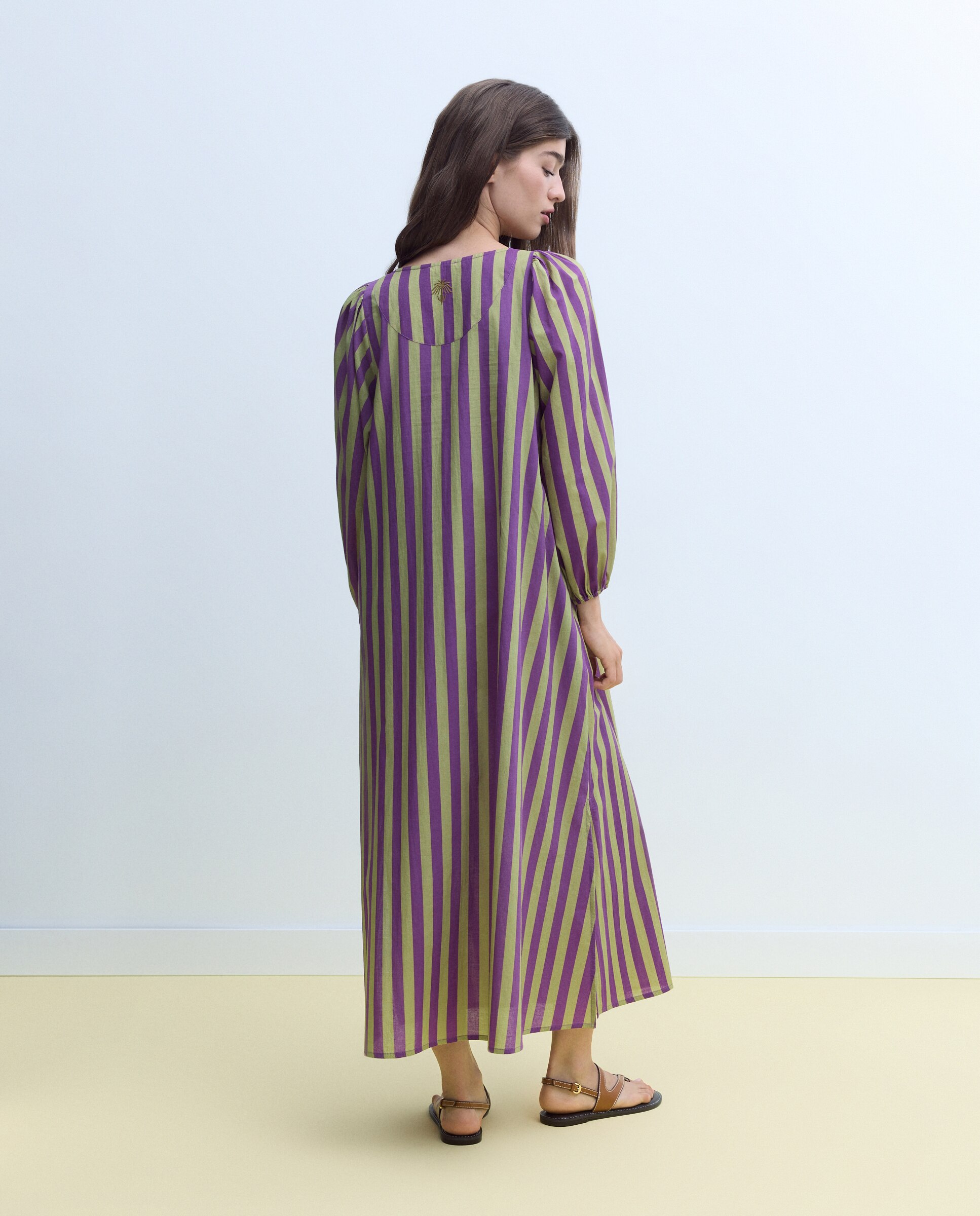 Vestido com Estampado às Riscas Roxo-3