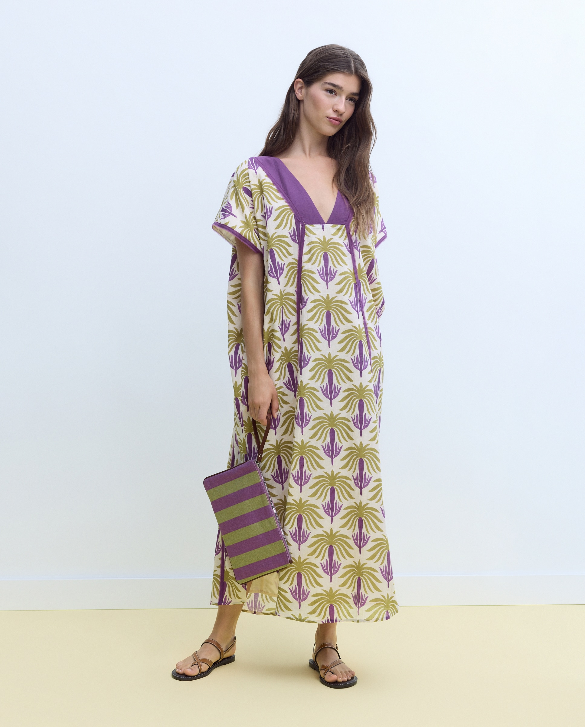 Imagem 0 de Kaftan de Algodão com Estampado Tropical