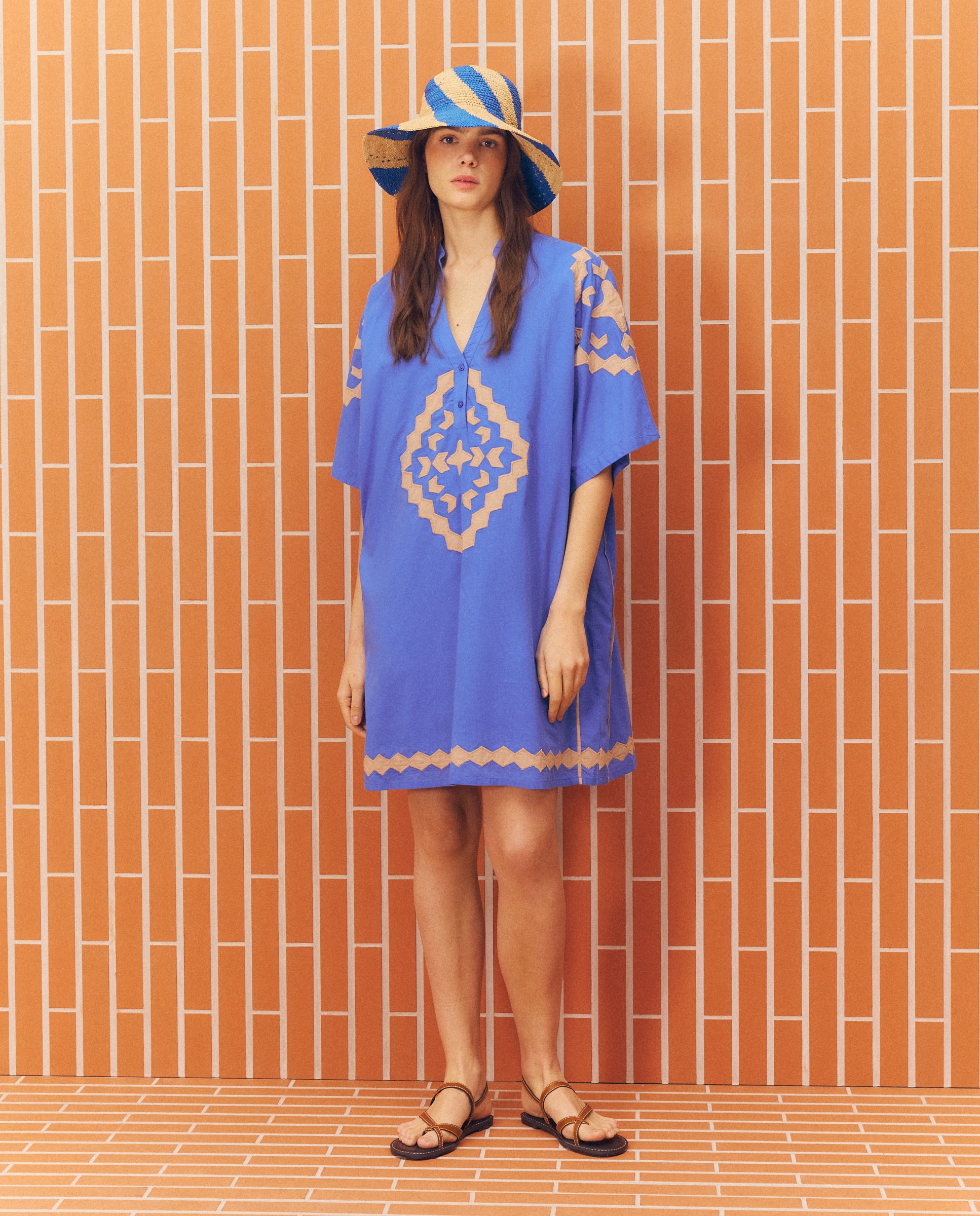 Vestido com Bordado Geométrico Anil-2