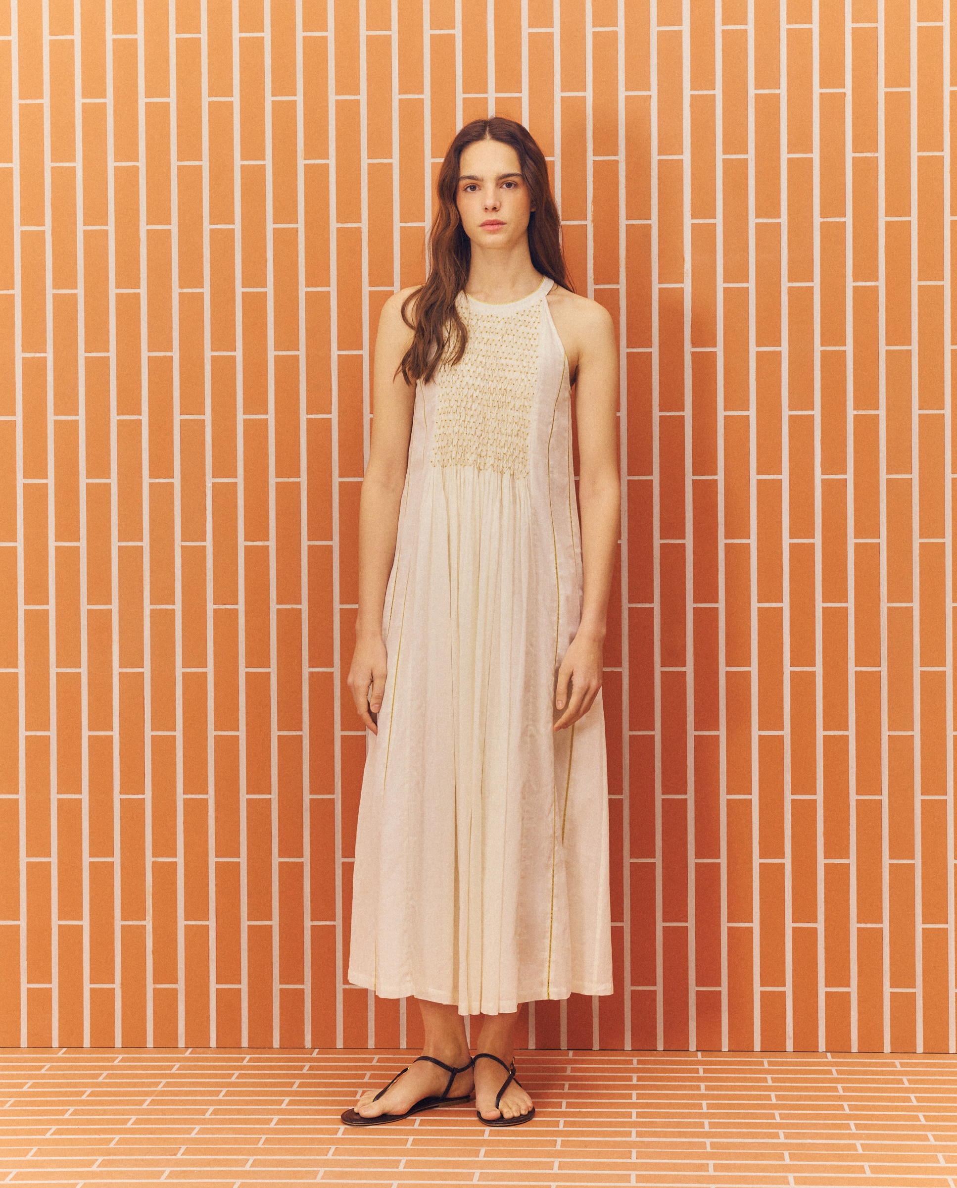 Vestido Halter com Detalhe de Beadings 120 Cru-2