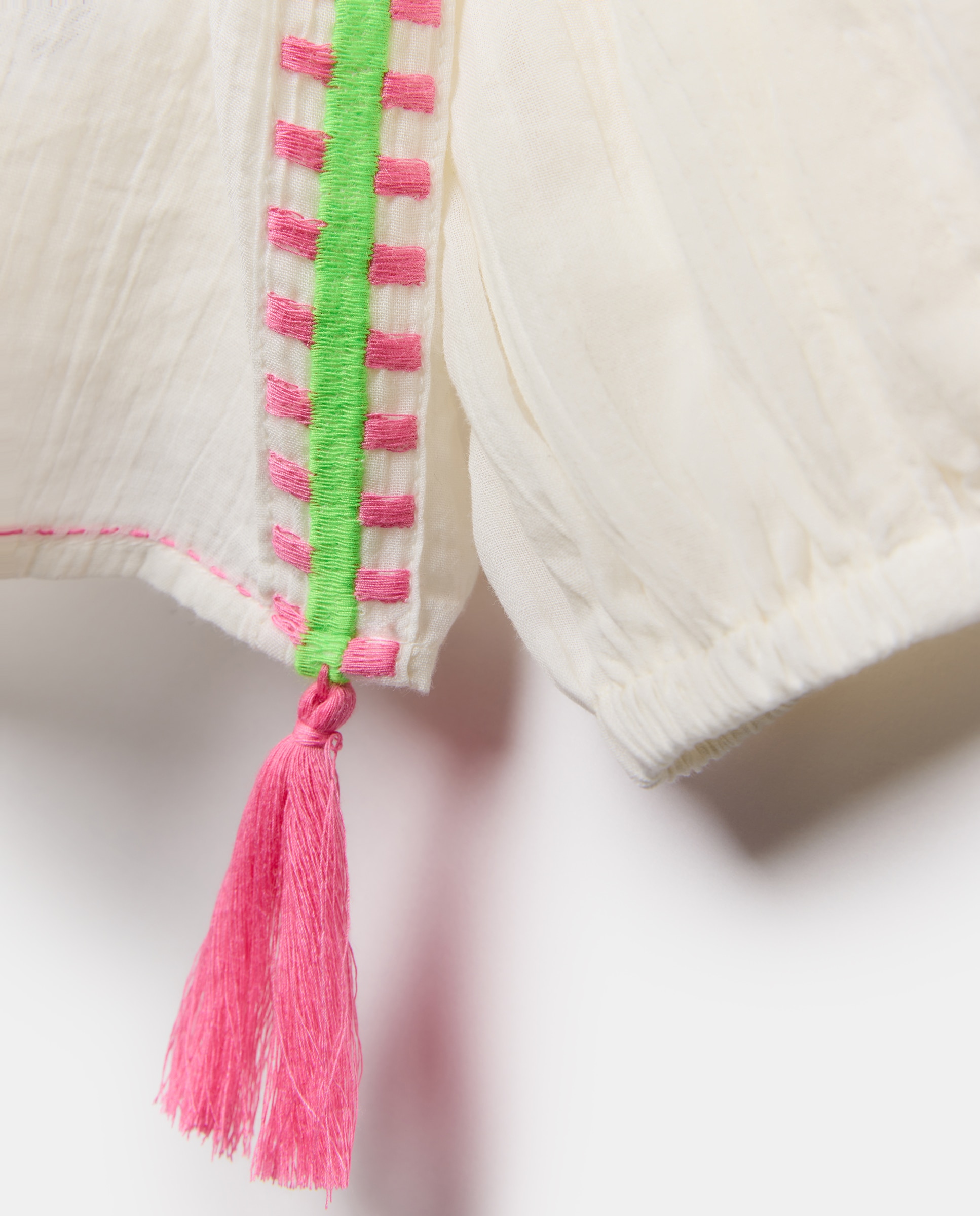 Camisa com Detalhe Bordado Branco-marfim-5