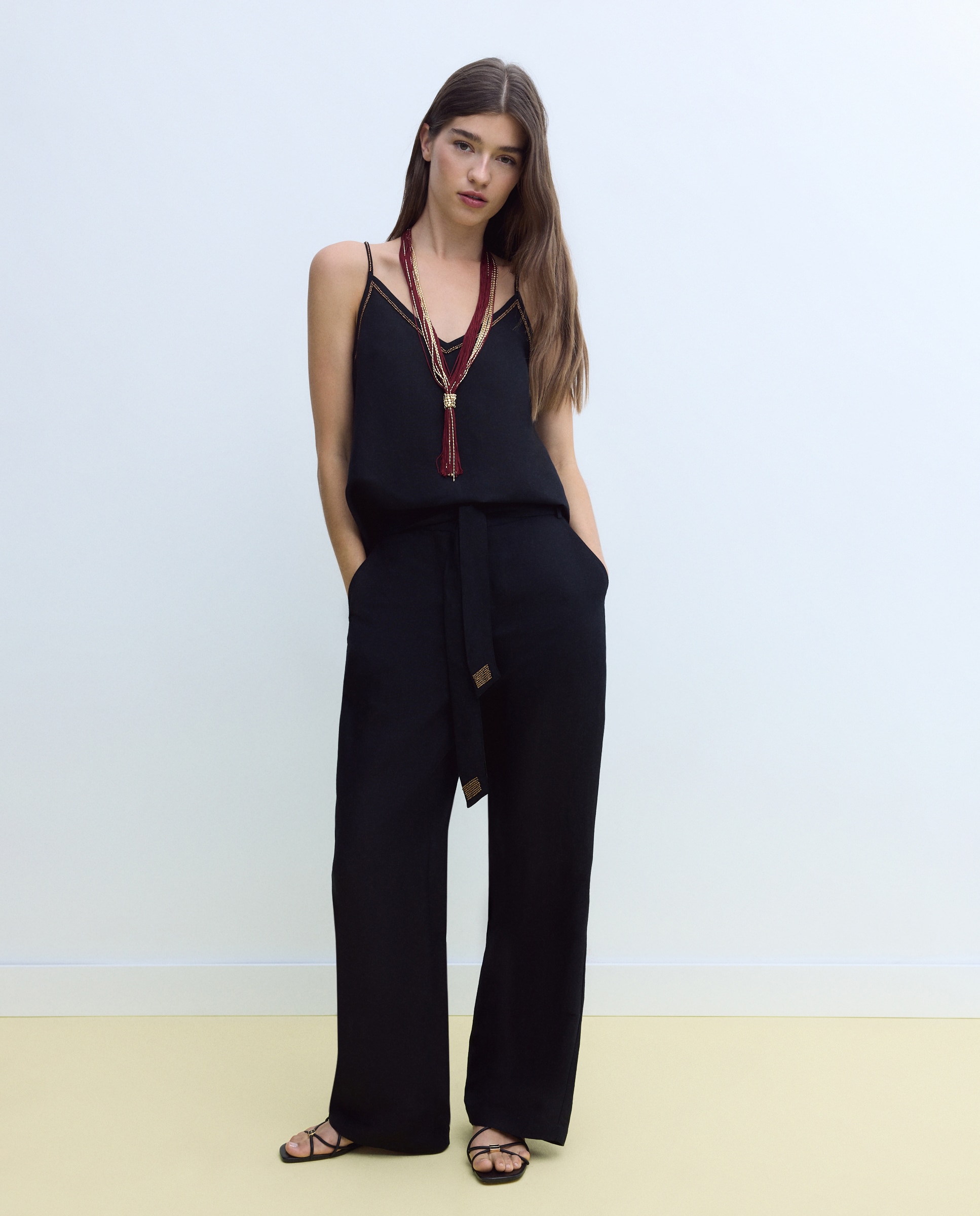 Top de Linho Liso Preto-2