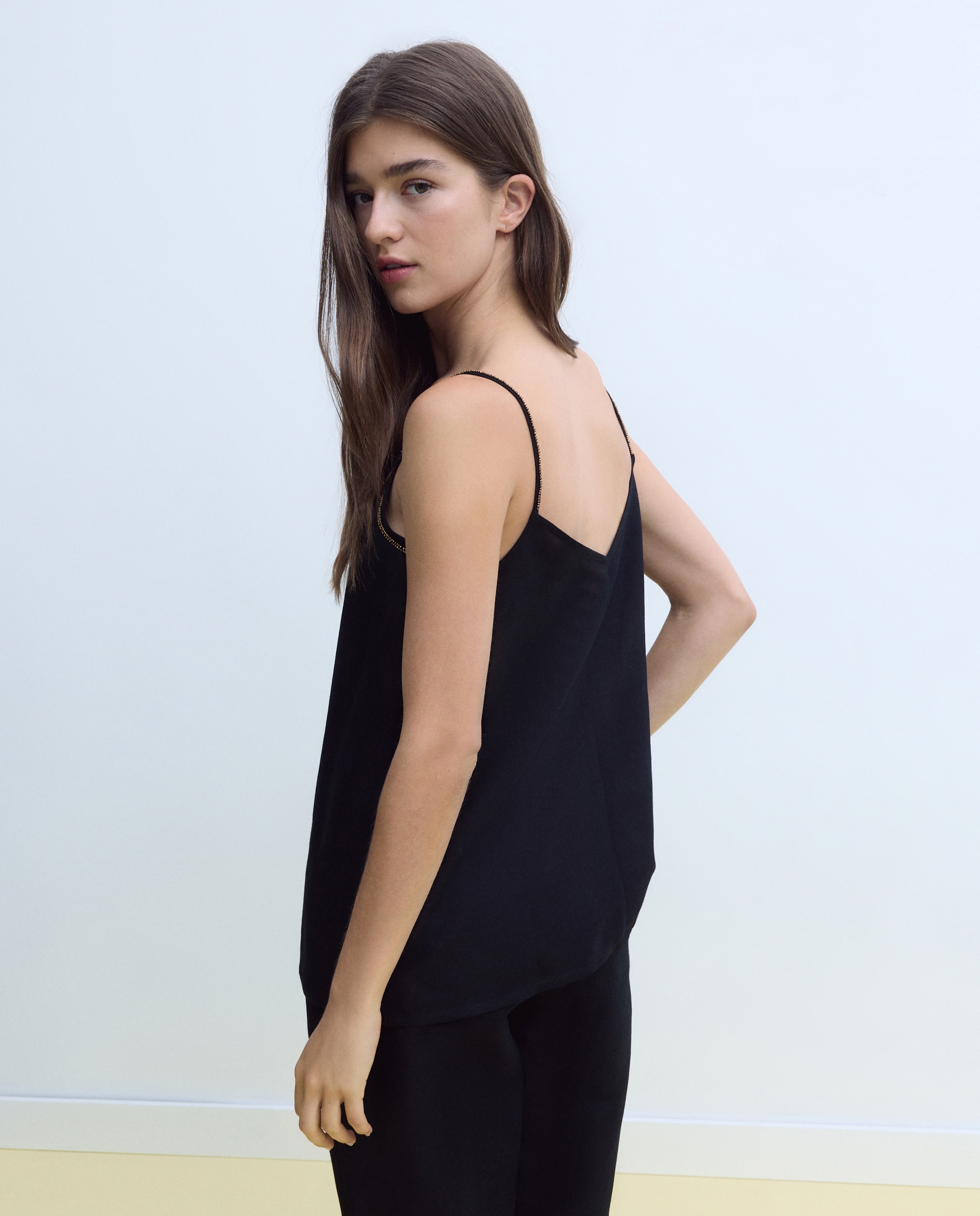 Top de Linho Liso Preto-3