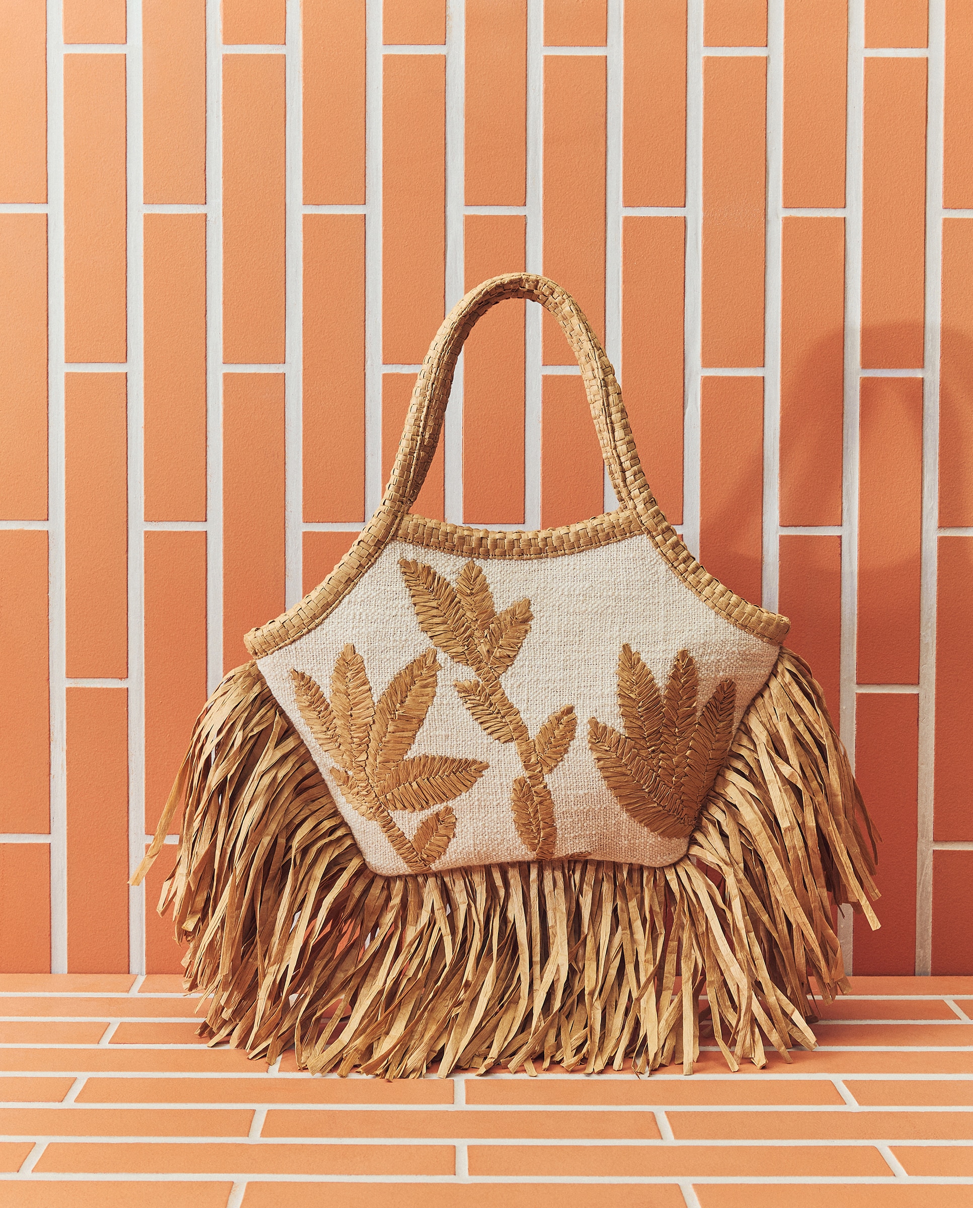 Imagem 0 de Mala Bordada com Franjas