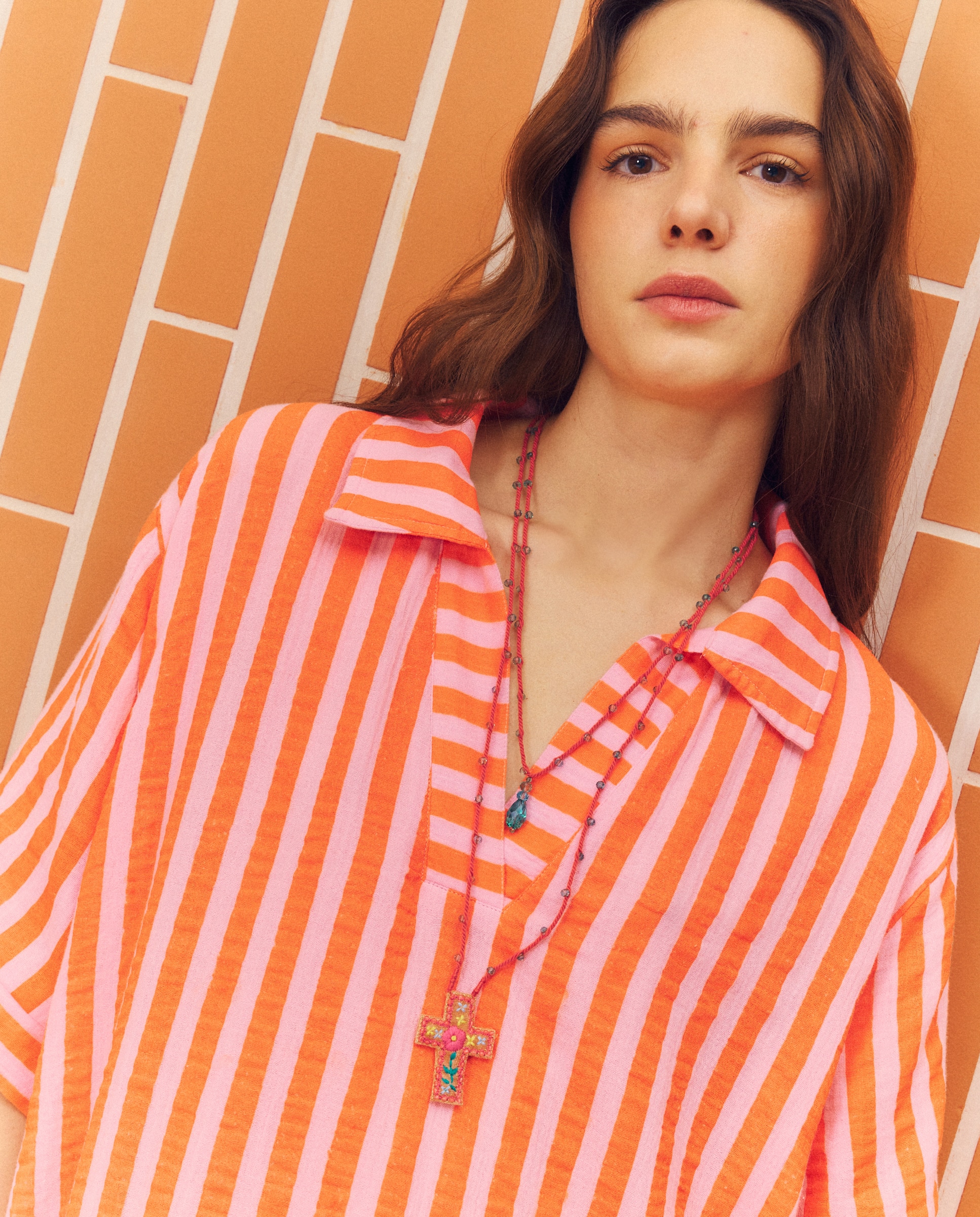 Colar de Pedras com Cruz 660 Laranja-3