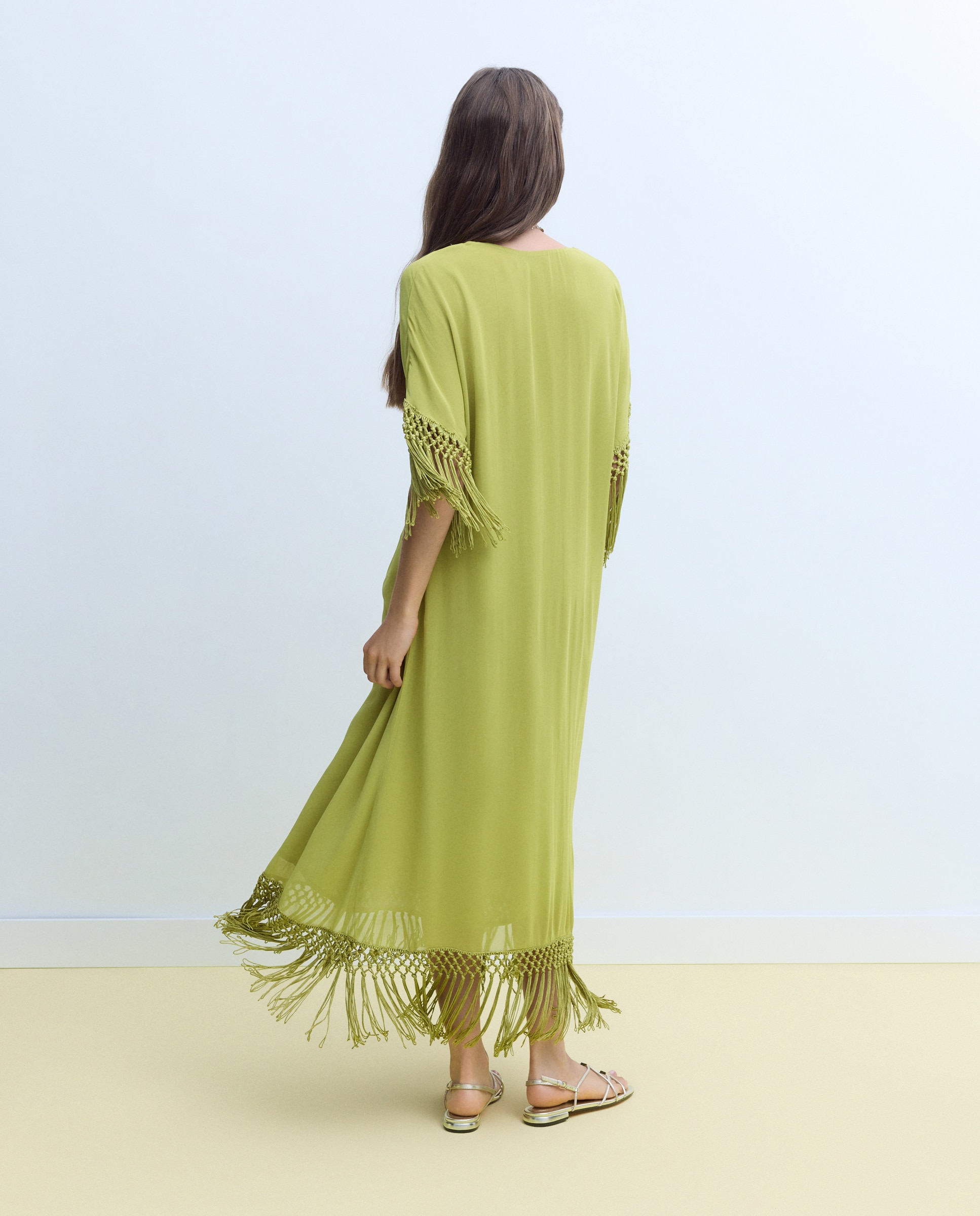 Vestido com Detalhe de Franjas 586 Lima-3