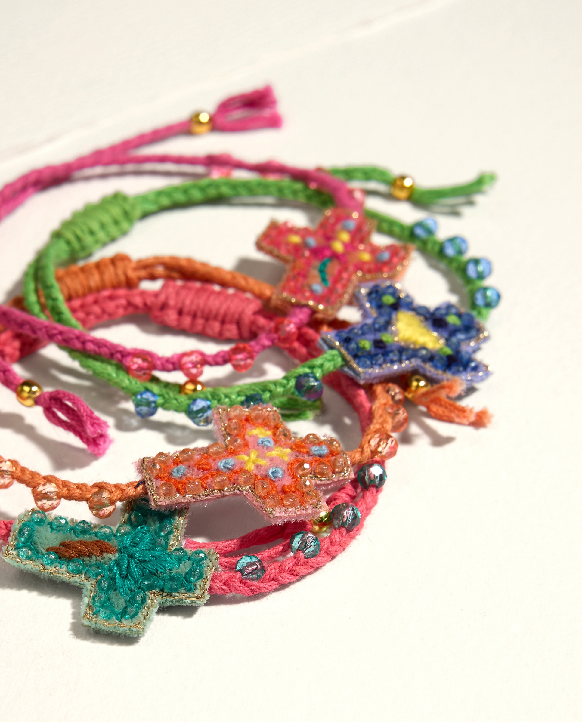 Pack de Duas Pulseiras com Cruz 660 Laranja-2