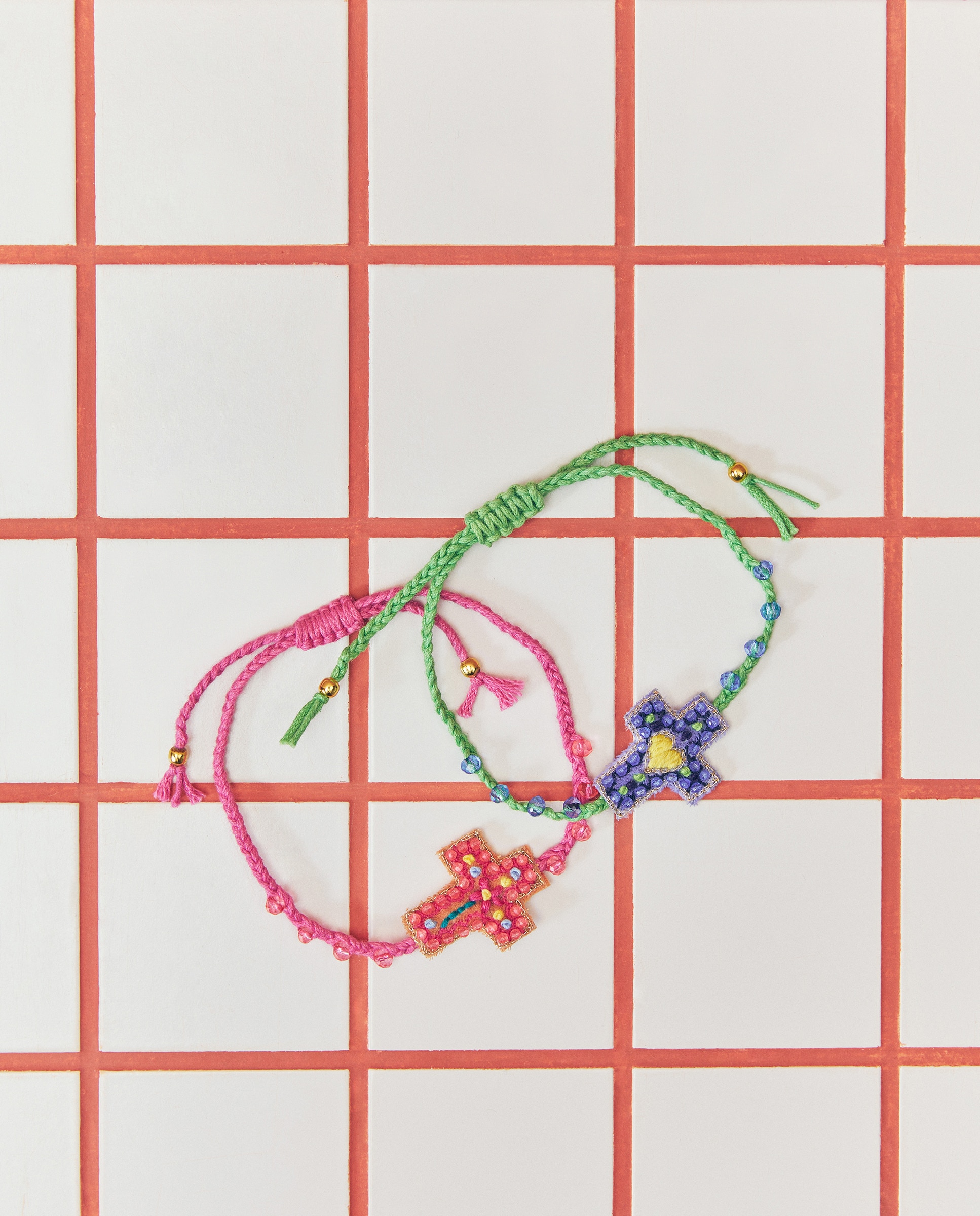 Imagem 0 de Pack de Duas Pulseiras com Cruz