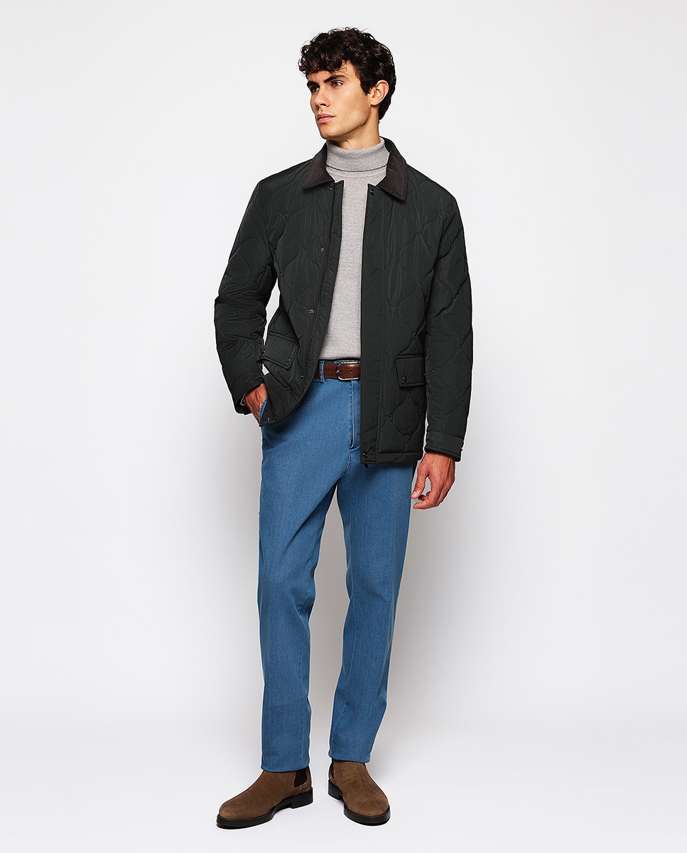 Mirto - Pantalón hombre chino regular denim oscuro.