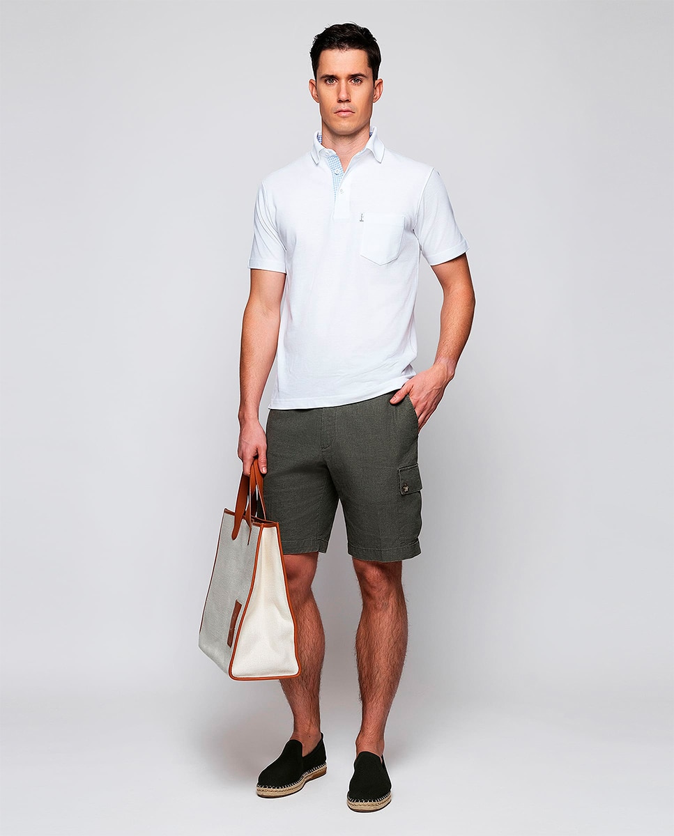 Imagem 0 de Bermudas Cargo Regular Fit com Efeito de Linho