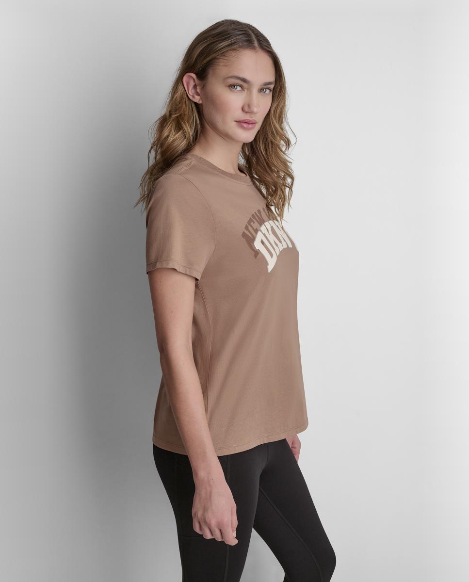Camiseta de mujer con detalle de logo frontal - Dkny Jeans - Marrón claro Marrón claro-2