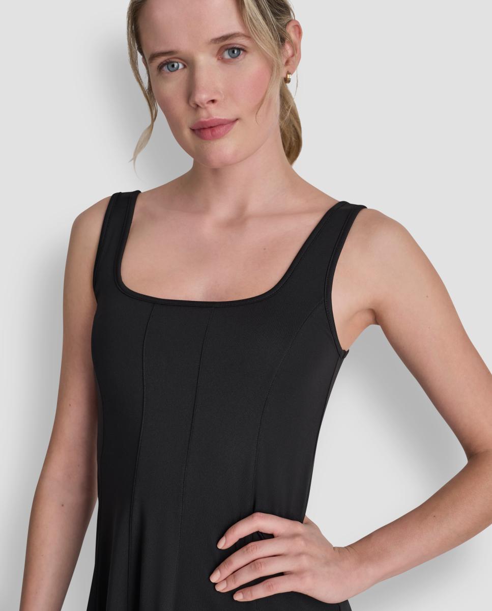 Vestido Desportivo Curto Preto-5