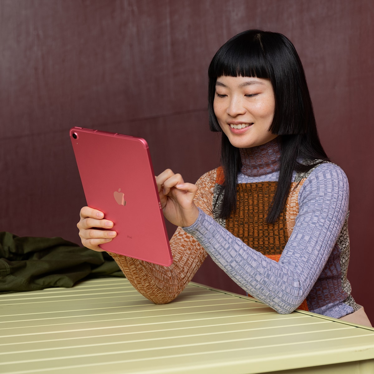 Apple iPad 10,9" (2024) Wi-Fi (10ª Gen) (Reacondicionado A estrenar) Amarillo-6