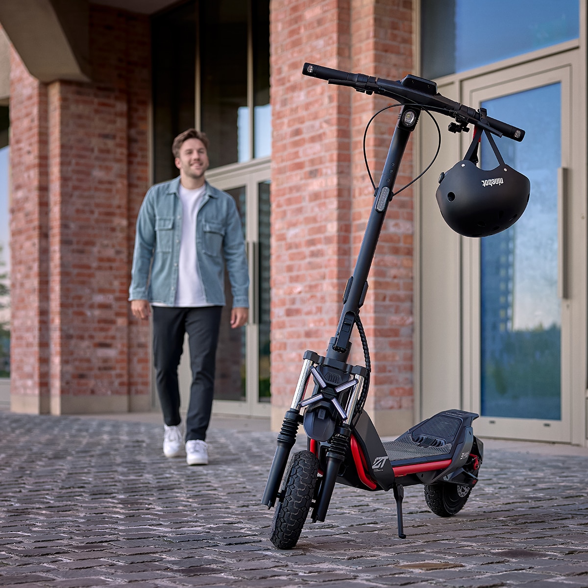 Patinete eléctrico Segway ZT3 PRO (Reacondicionado A estrenar) - Negro / Rojo Negro / Rojo-9
