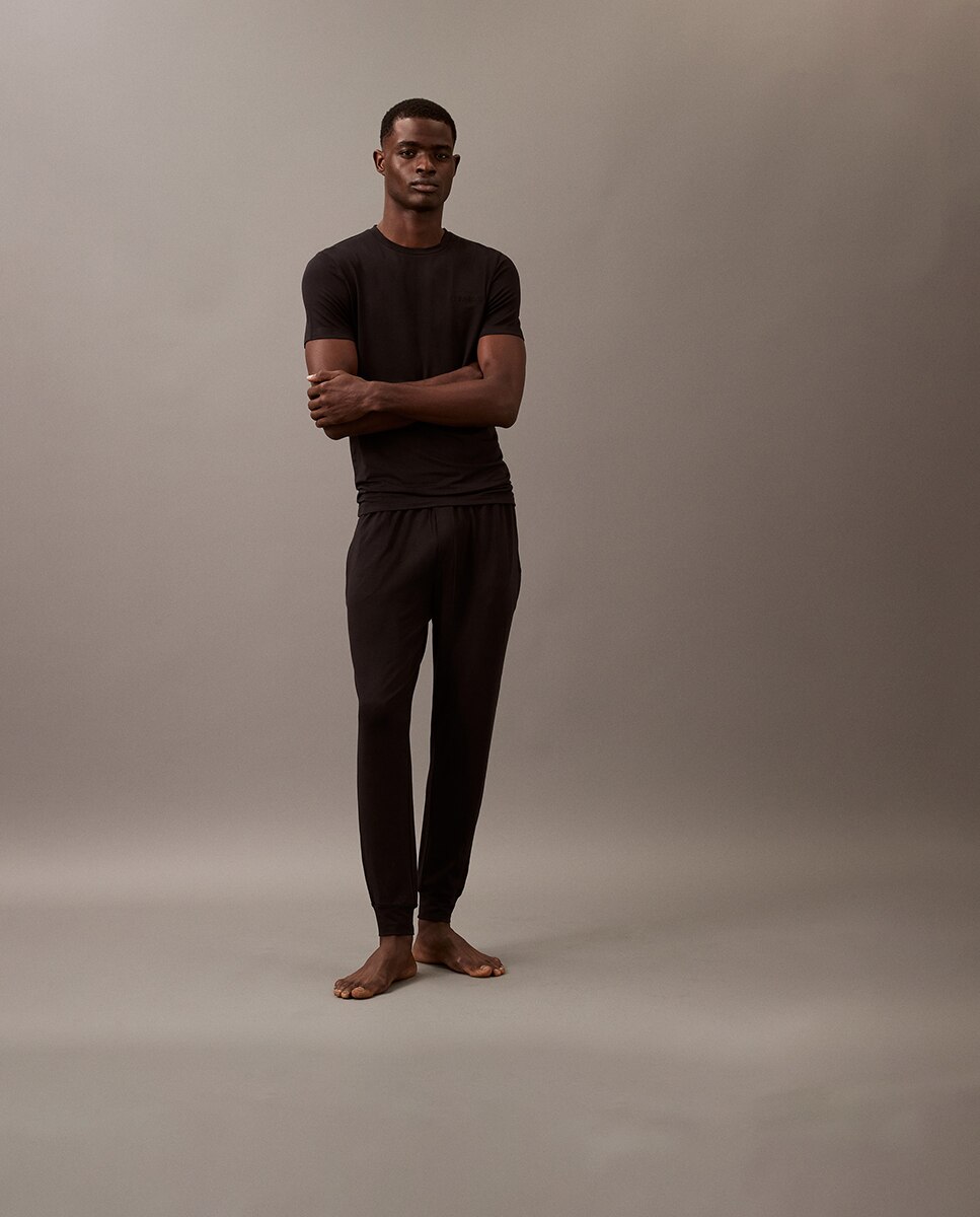 Imagen 0 de Pantalón de chándal con puño Negro