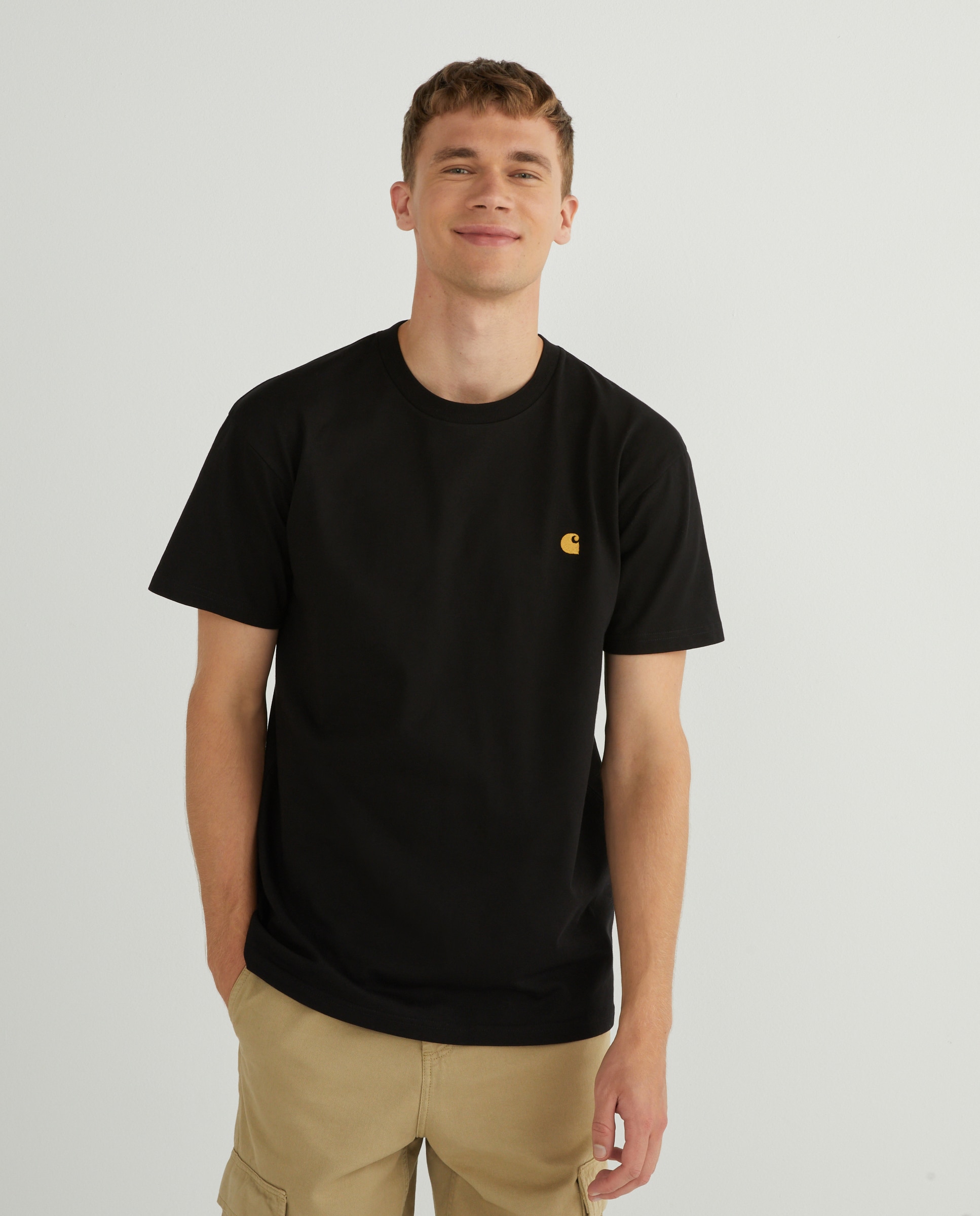 T-shirt com Manga Curta e Bordado Preto-3