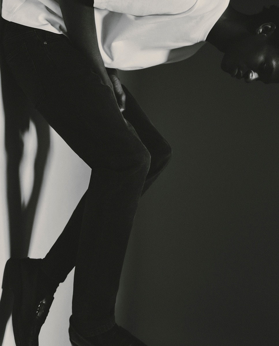 Jeans Regular Preto Intenso-2