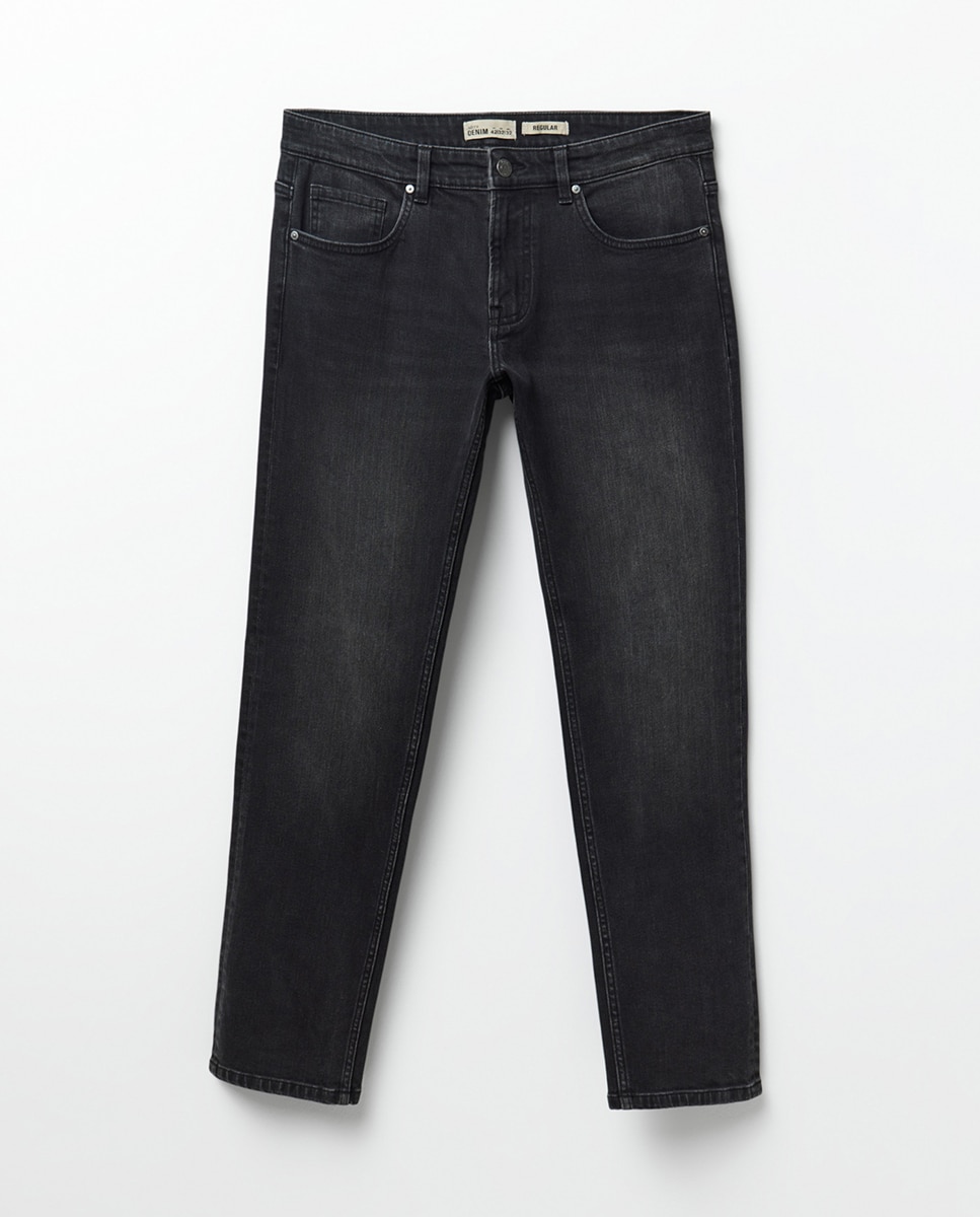 Jeans Regular Preto Intenso-6