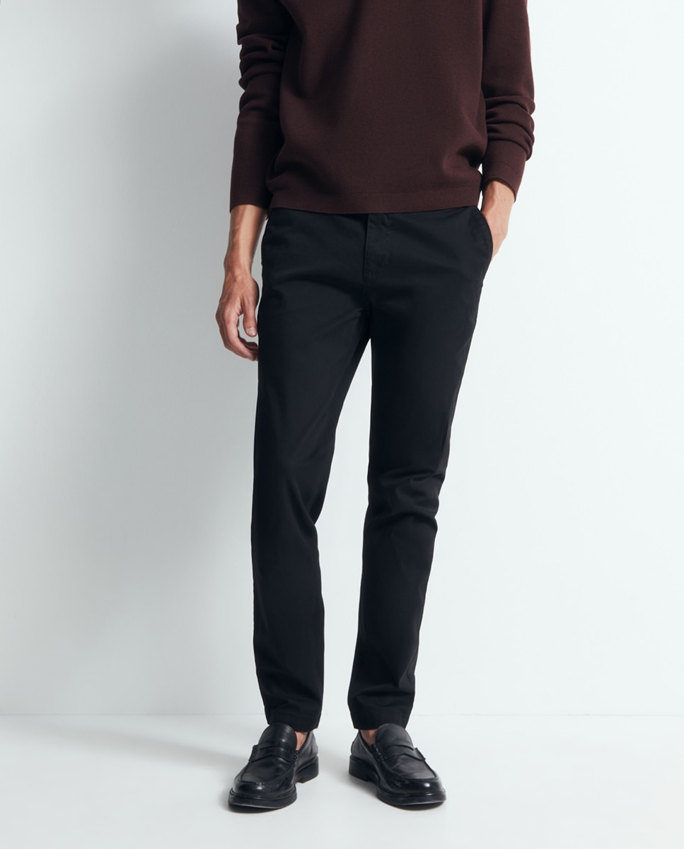 Calças Chino Slim Preto-2