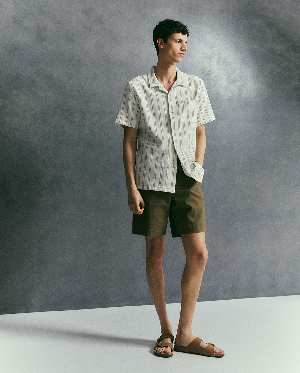 Bermudas de Linho Básicas Caqui-3