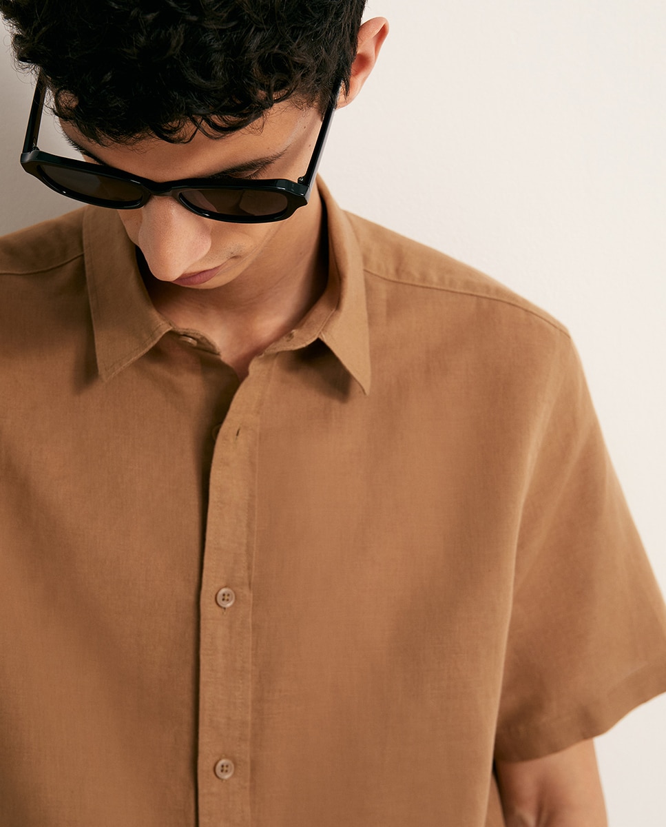 Camisa de Linho Camel-3