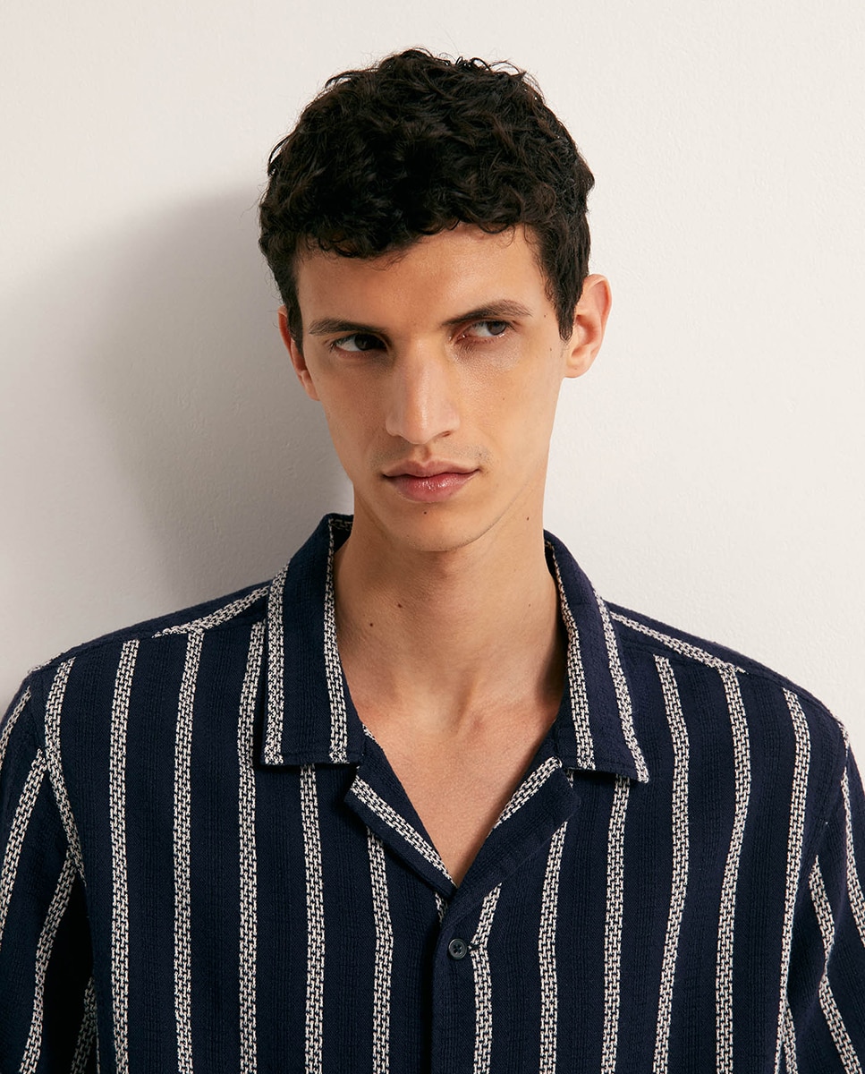 Camisa Rústica às Riscas Marinho-3