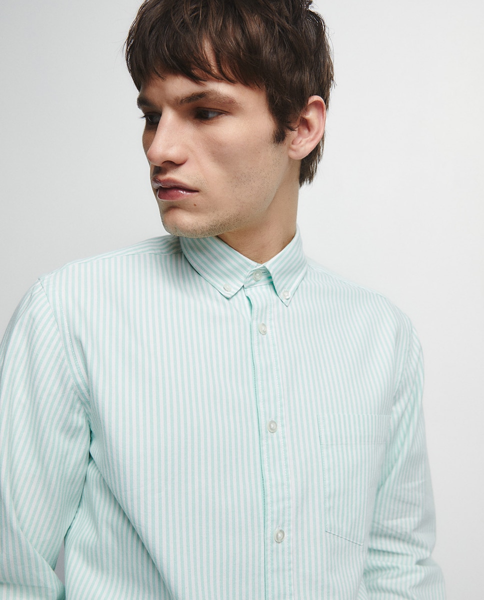 Camisa Oxford às Riscas Verde-5
