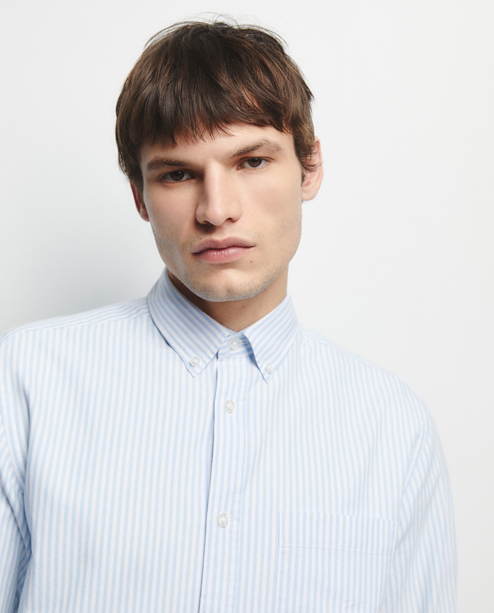 Camisa Oxford às Riscas Azul-4