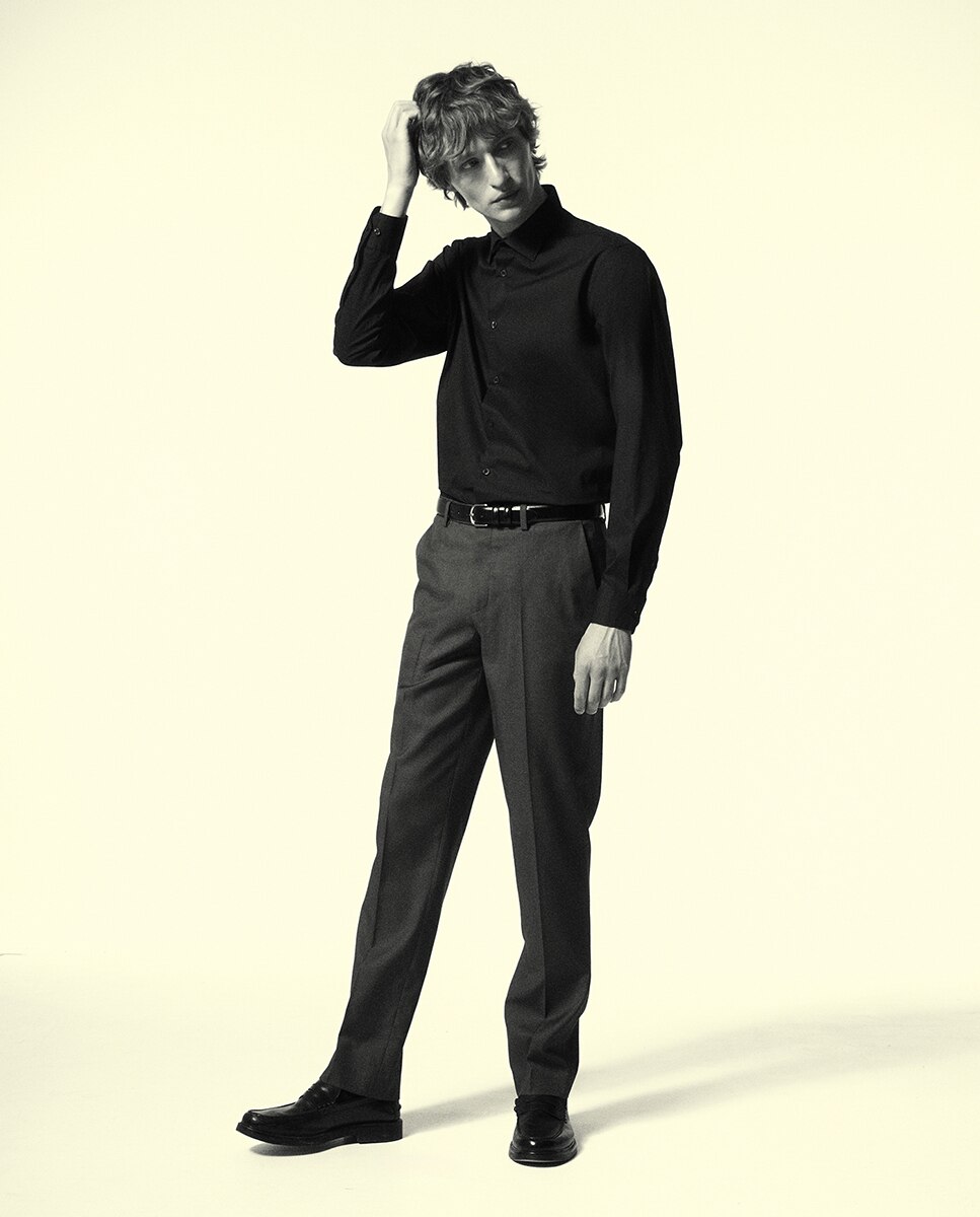 Camisa Slim de Popelina Preto-4
