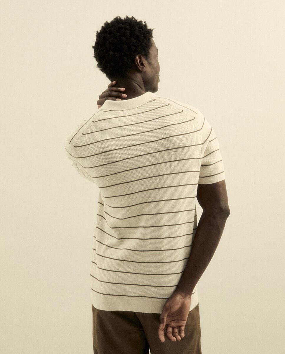 Camisola de malha com colarinho de pólo Cru-7