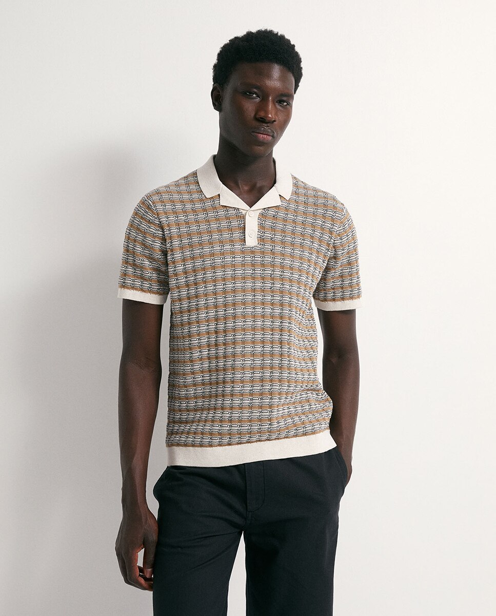 Camisola de Malha Tipo Polo Bege-2