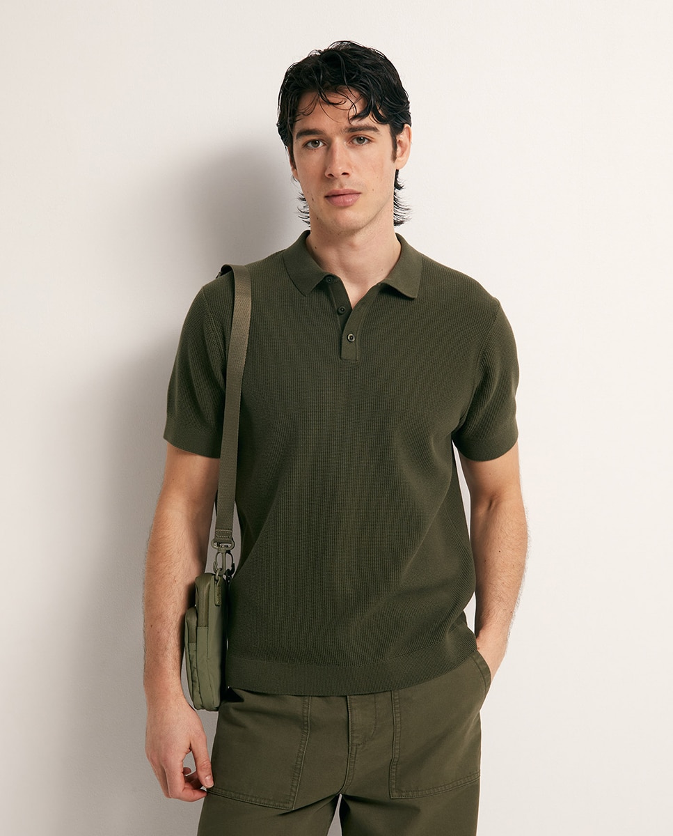 Imagem 0 de Camisola de Malha Tipo Polo com Estrutura