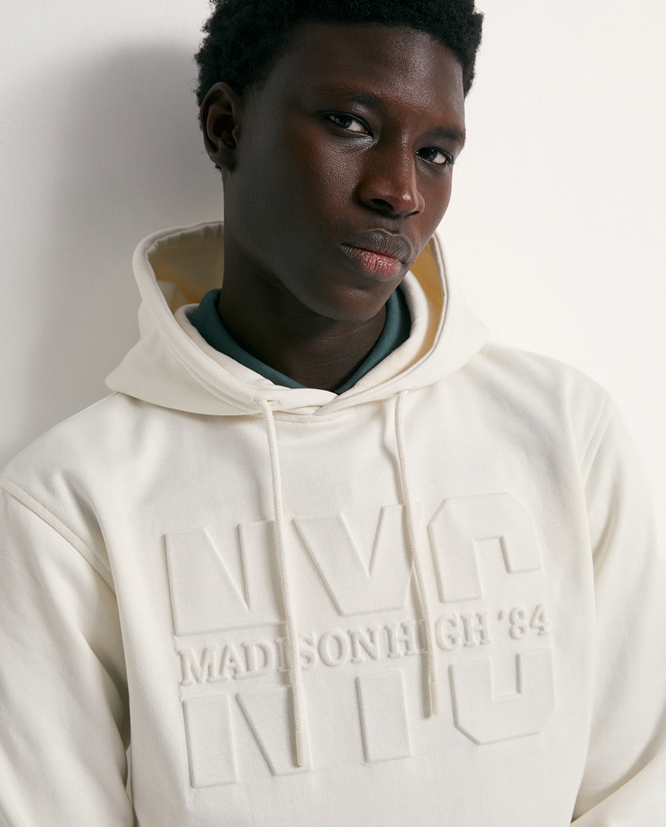 Sweatshirt com Relevo Cru-3