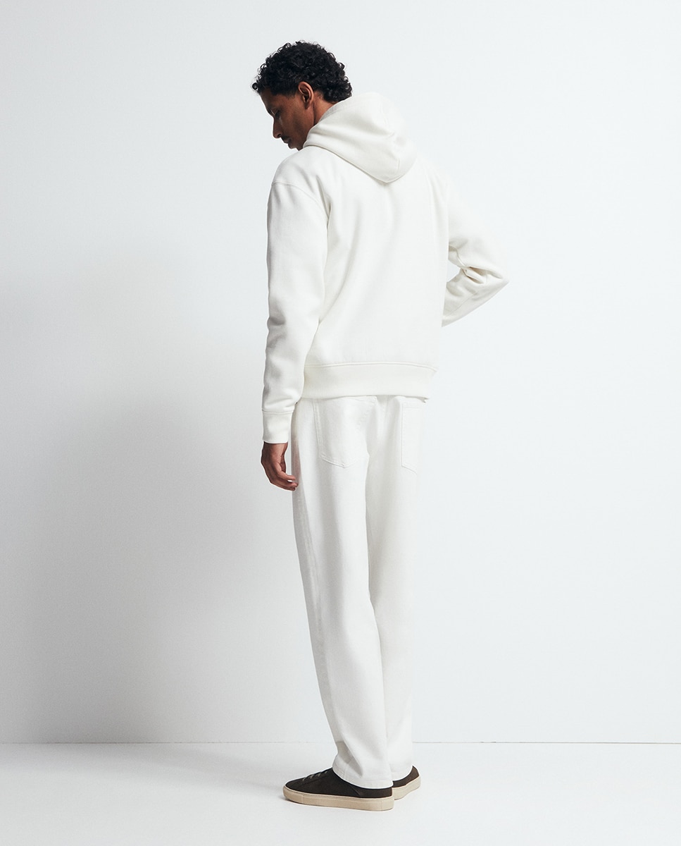 Sweatshirt com Efeito de Relevo Branco-5