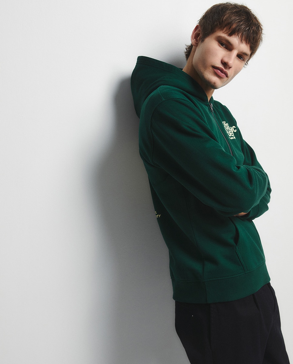Sweatshirt Aberta com Estampado Verde-escuro-5