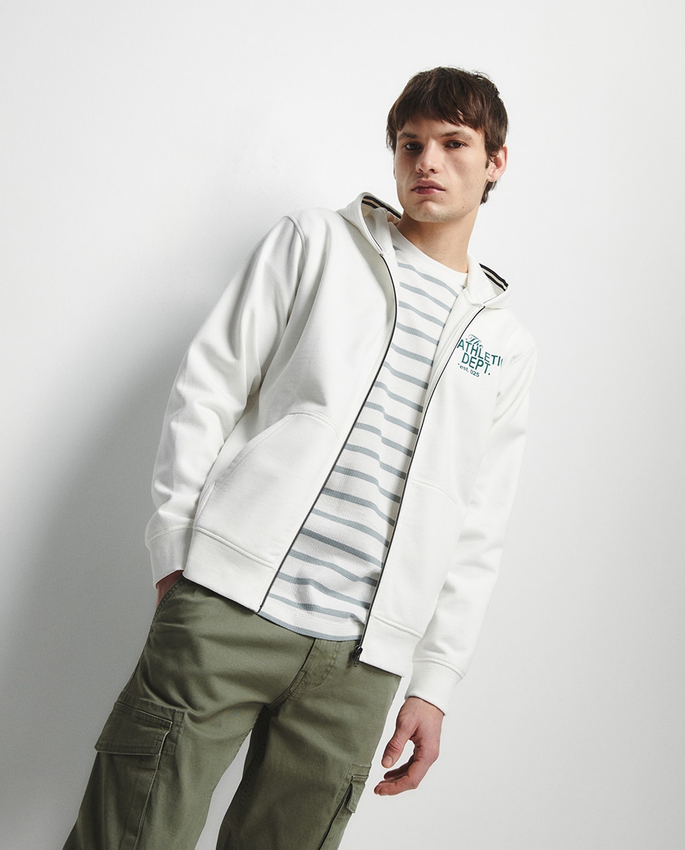 Sweatshirt Aberta com Estampado Branco-3