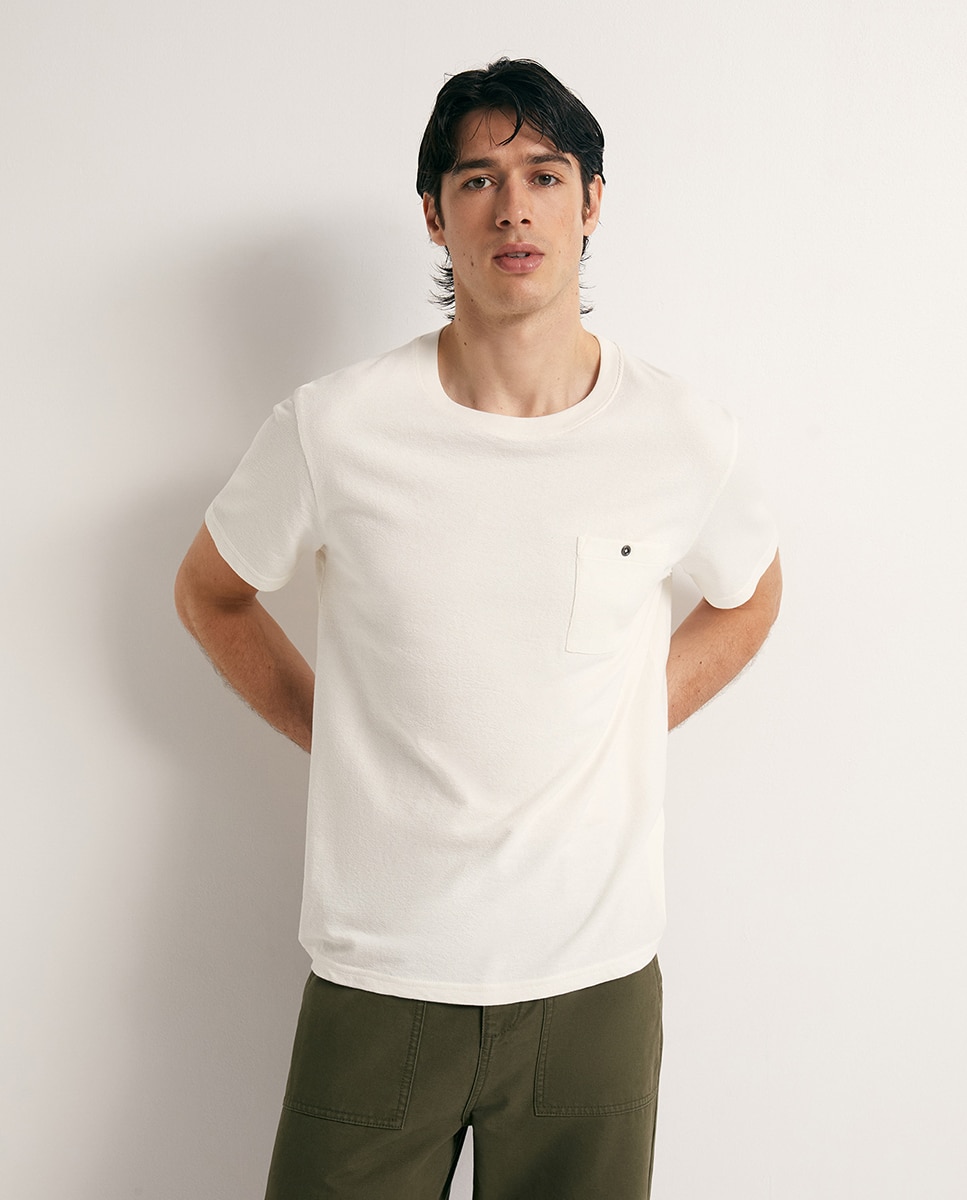 T-shirt Rústica com Bolso Branco-1