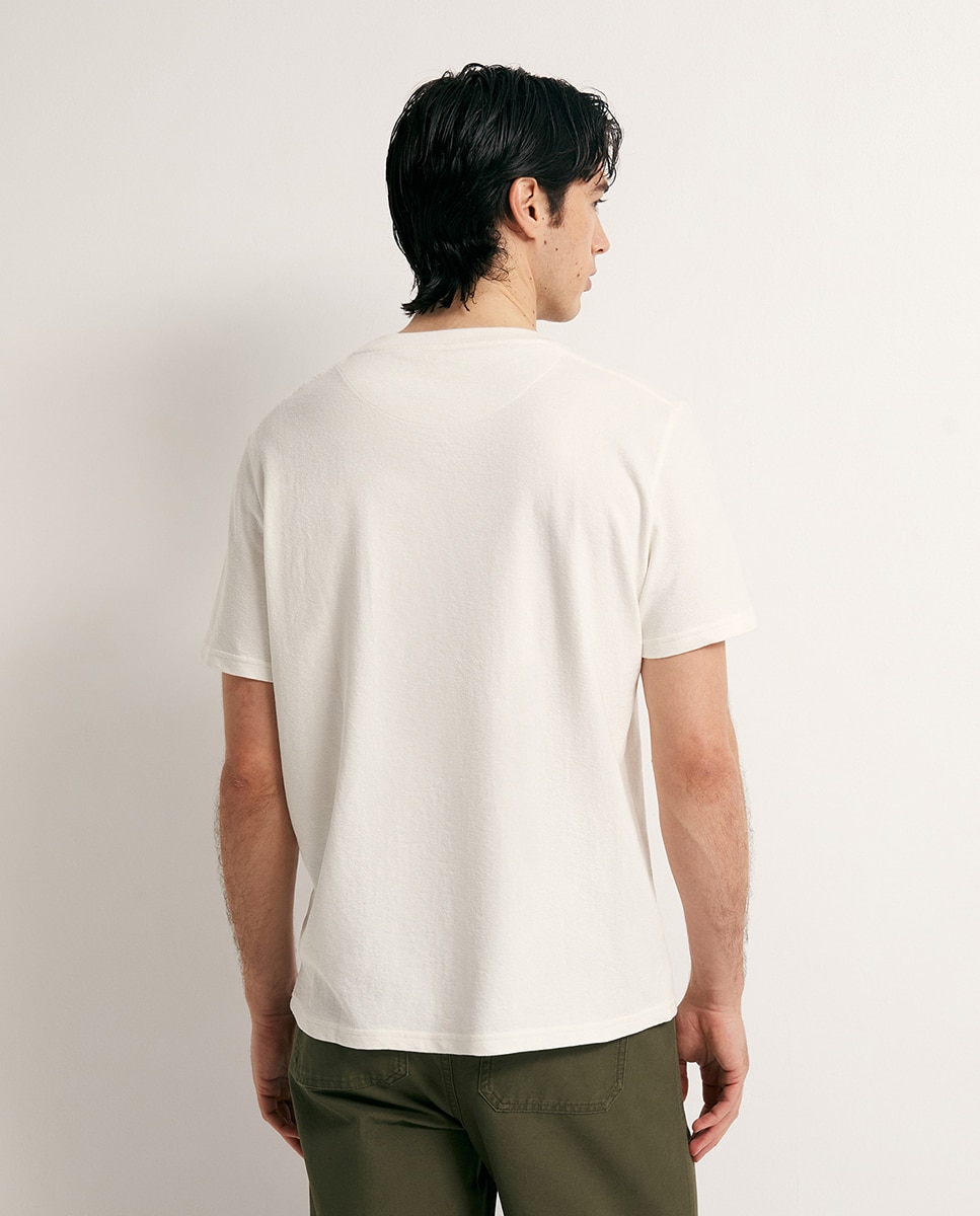 T-shirt Rústica com Bolso Branco-4