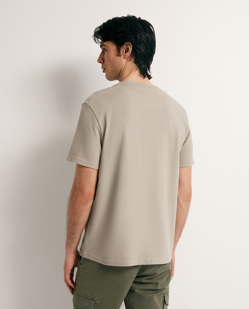 T-shirt Rústica com Bolso Verde-claro-4