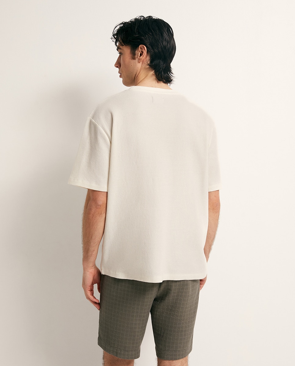 T-shirt com Estrutura e Bolso Branco-marfim-4