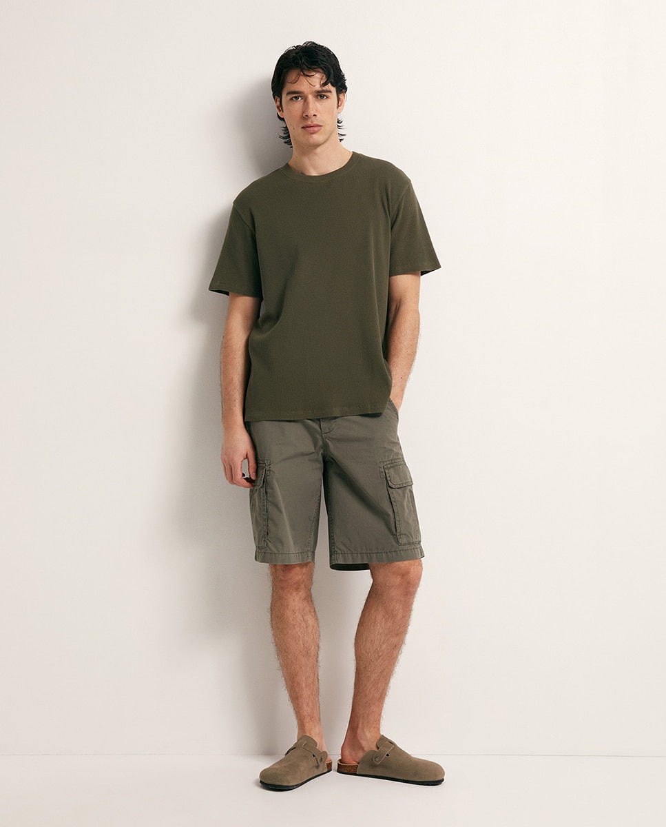 T-shirt com Estrutura e Efeito Lavado Caqui-2