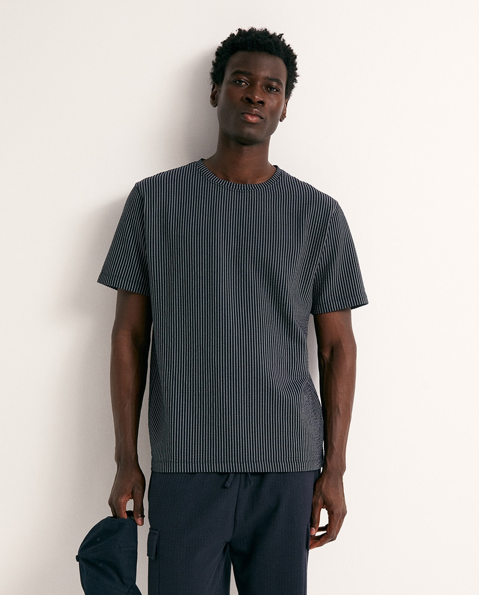 Imagem 0 de T-shirt com Estrutura e Risca