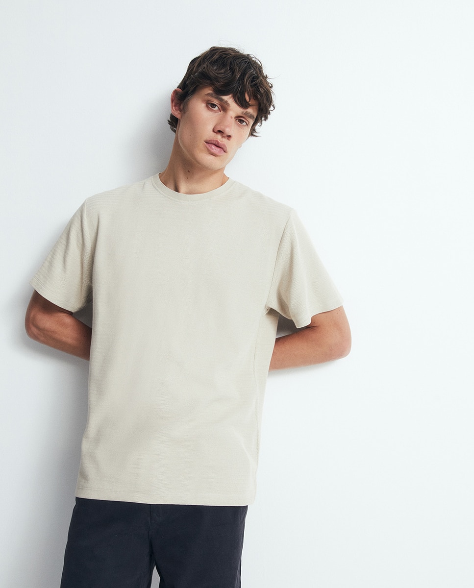 T-shirt com Estrutura Bege-2