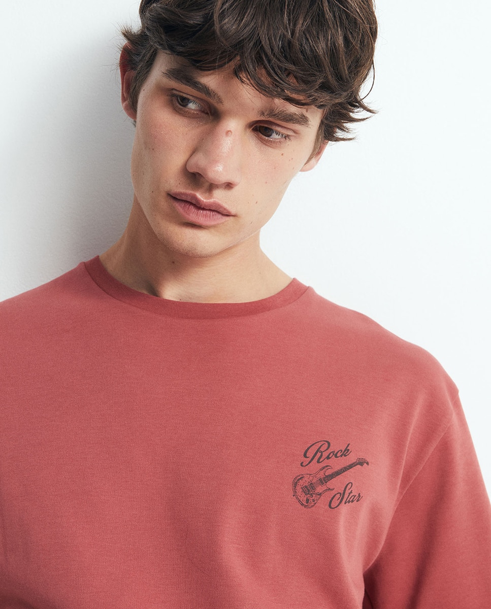 T-shirt com Estampado Gráfico com Bateria 630 Coral-2