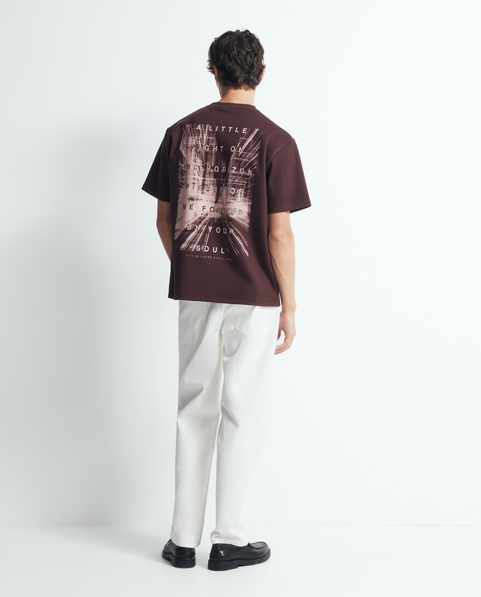 T-shirt com Estampado Gráfico Architecture Bordeaux-4