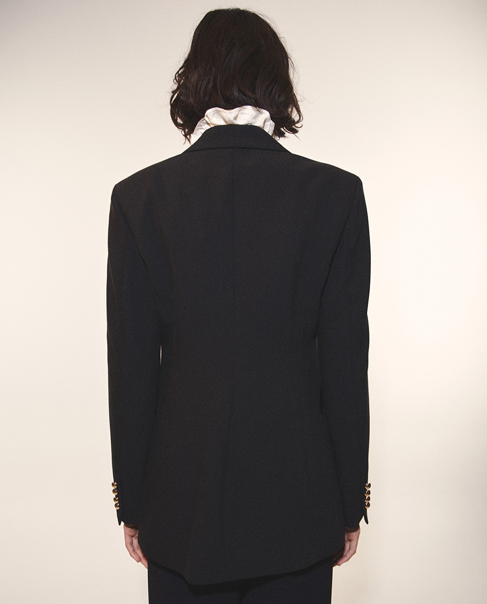 Blazer com Vivos de Veludo Preto-6