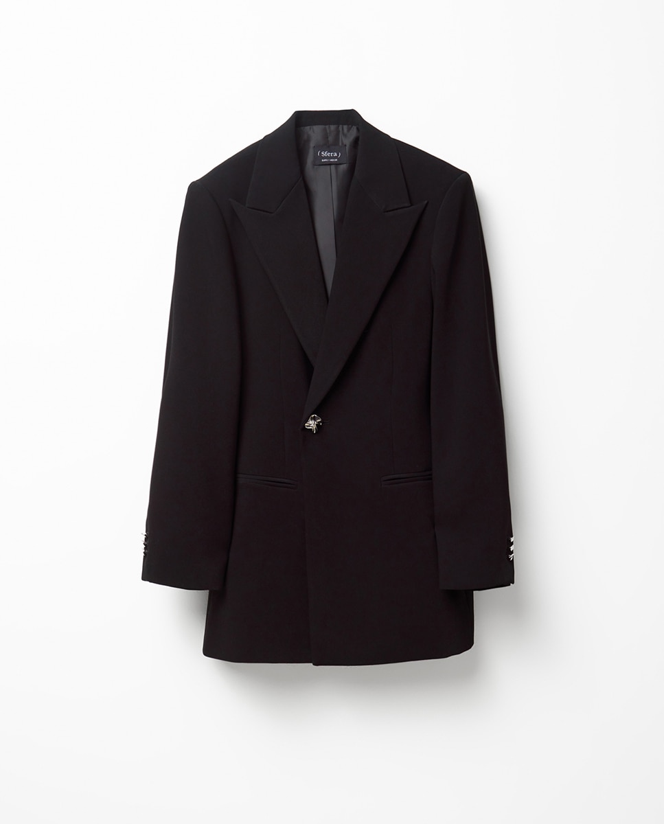 Blazer com Botão de Joia Preto-6