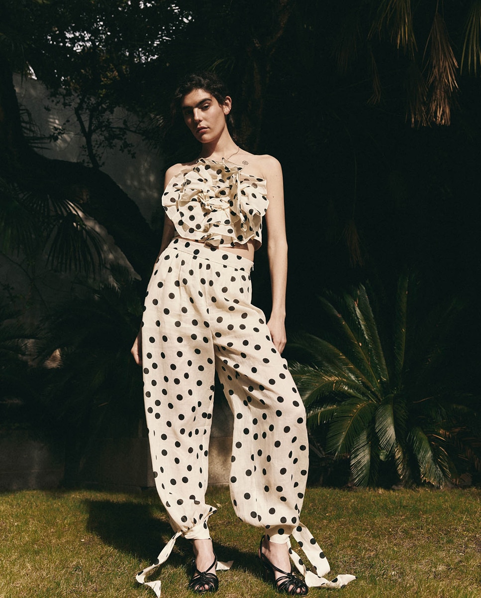 Imagem 0 de Calças Tipo Bombachas às Bolinhas